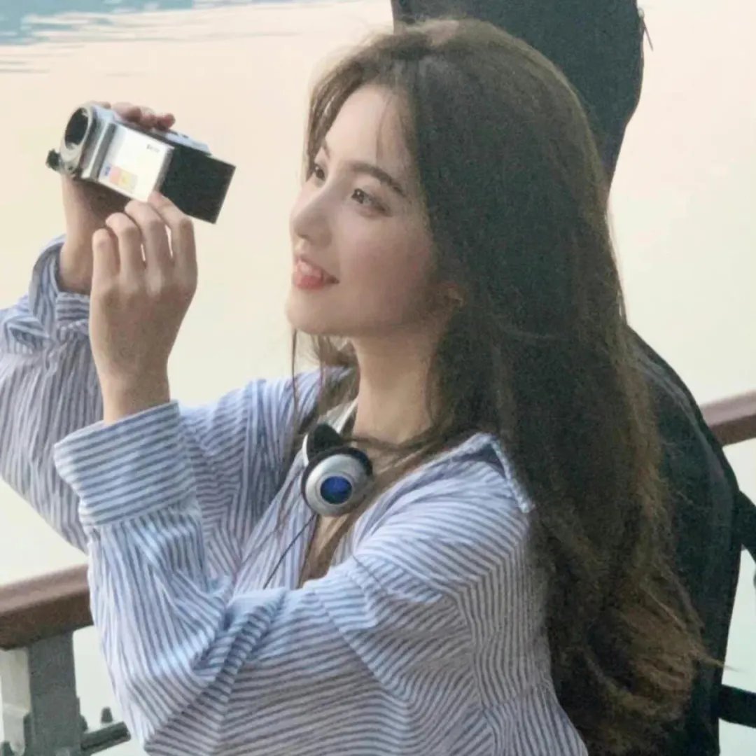 罗美雪妮黛的美丽与哀愁